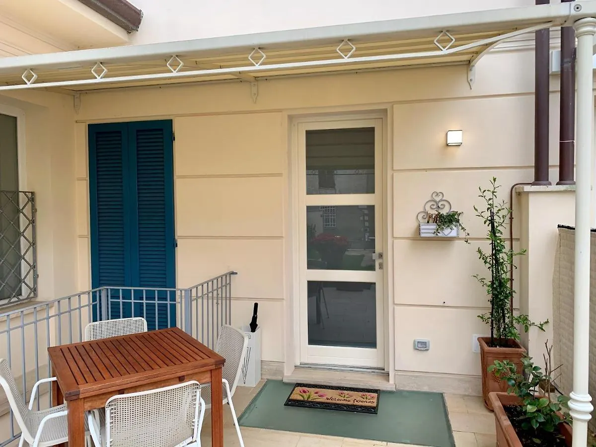 Konukevi Cb House Holiday Pietrasanta İtalya