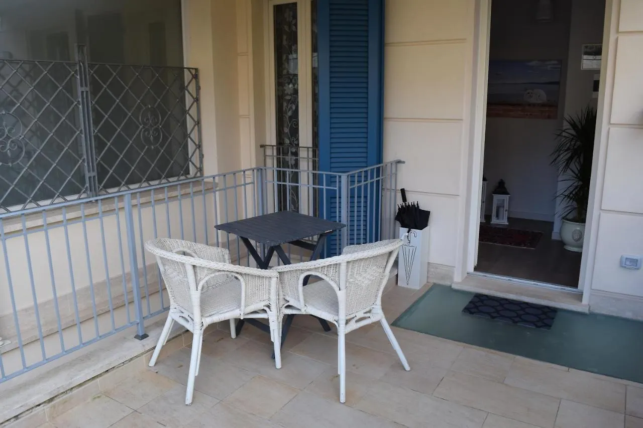 Cb House Holiday Pietrasanta